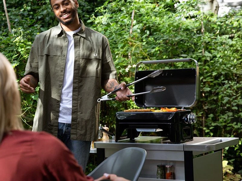 Campingaz Attitude 2go Black Gasbarbecue 4 Campingaz Attitude 2go Black Gasbarbecue - Afbeelding 2