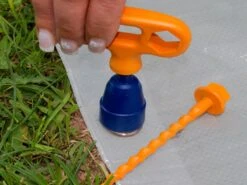 Peggy Peg N Schroefharingen 9 Peggy Peg N Schroefharingen -Buiten Kamperen peggy peg kombi tool 5 ecommerce d496 2